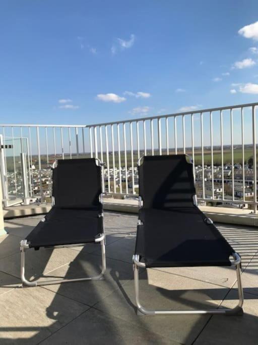 Penthouse Met Zeezicht En 2 Terrassen Apartment Middelkerke Luaran gambar
