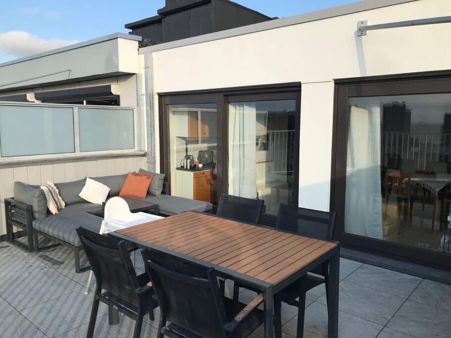 Penthouse Met Zeezicht En 2 Terrassen Apartment Middelkerke Luaran gambar